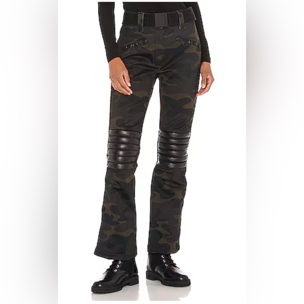Goldbergh Battle Ski pants size 6.
Beautiful and rare camo style